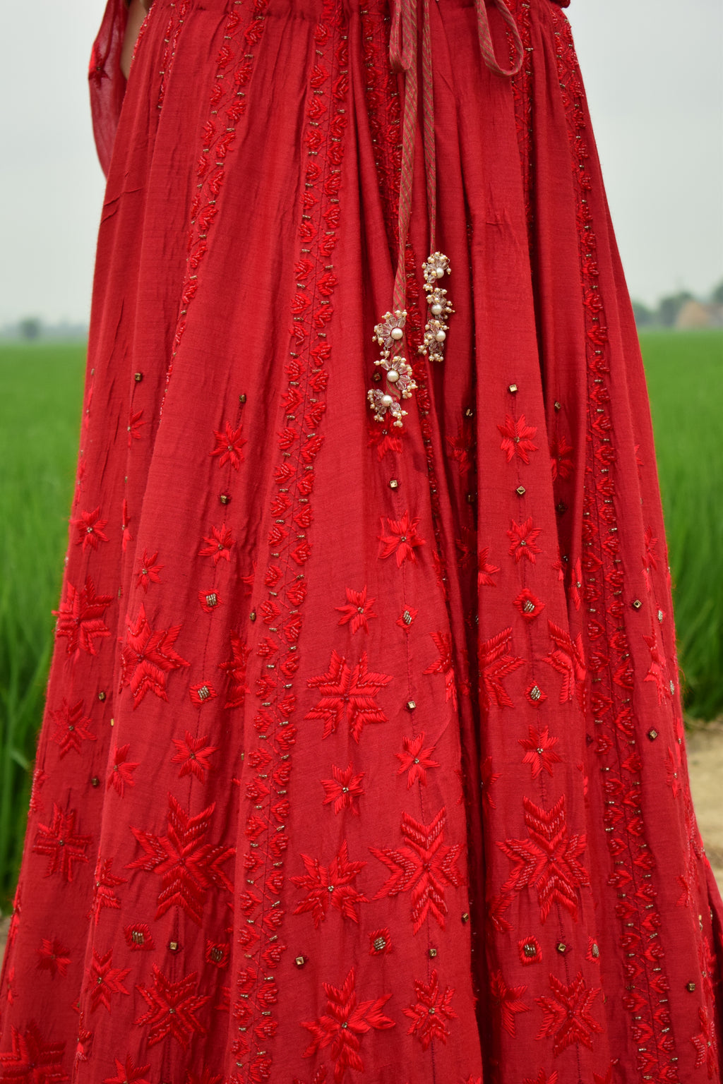 Surkh Aradhya Phulkari Lehanga Set