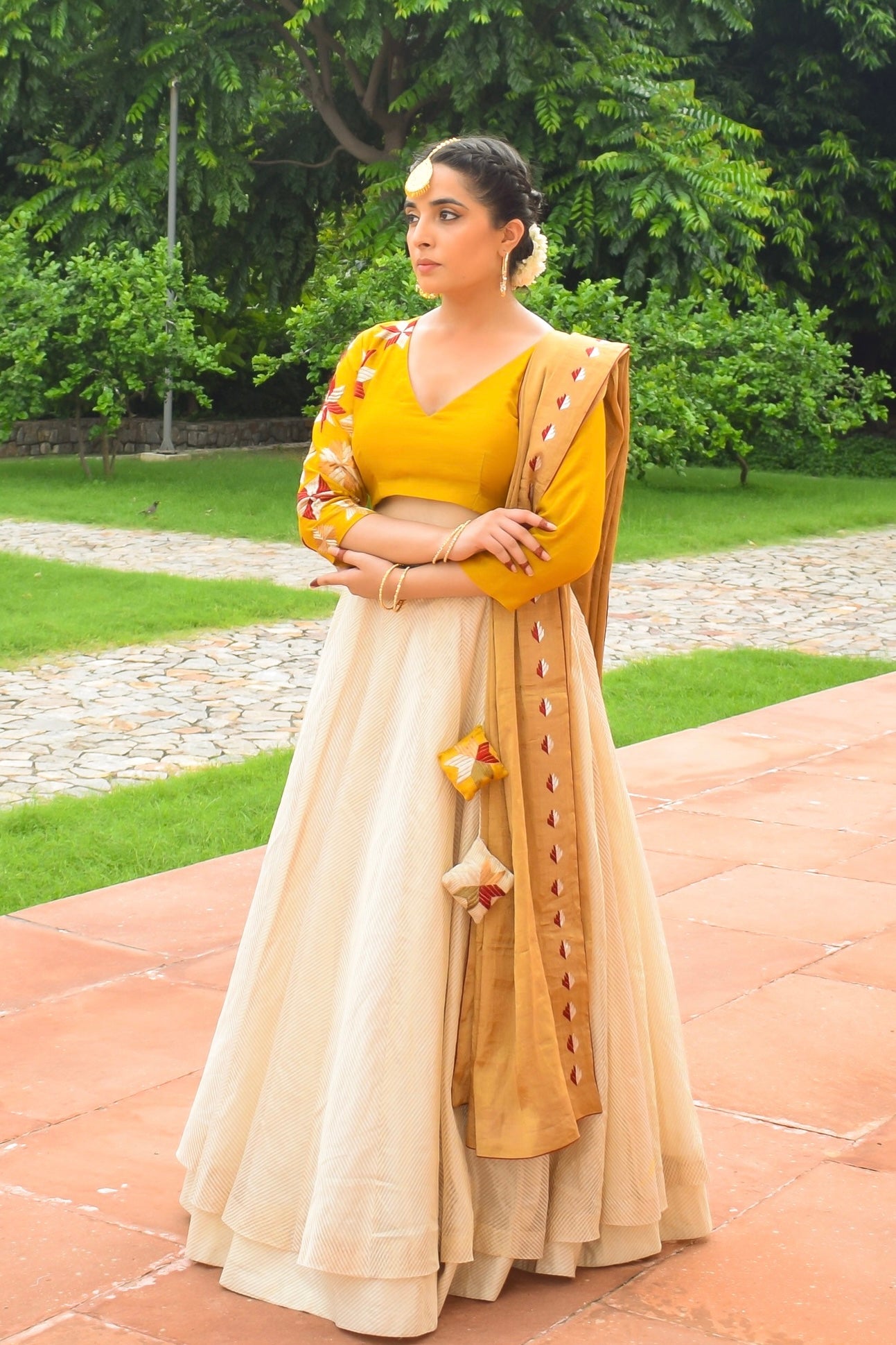 Shaila Phulkari Lehanga Set